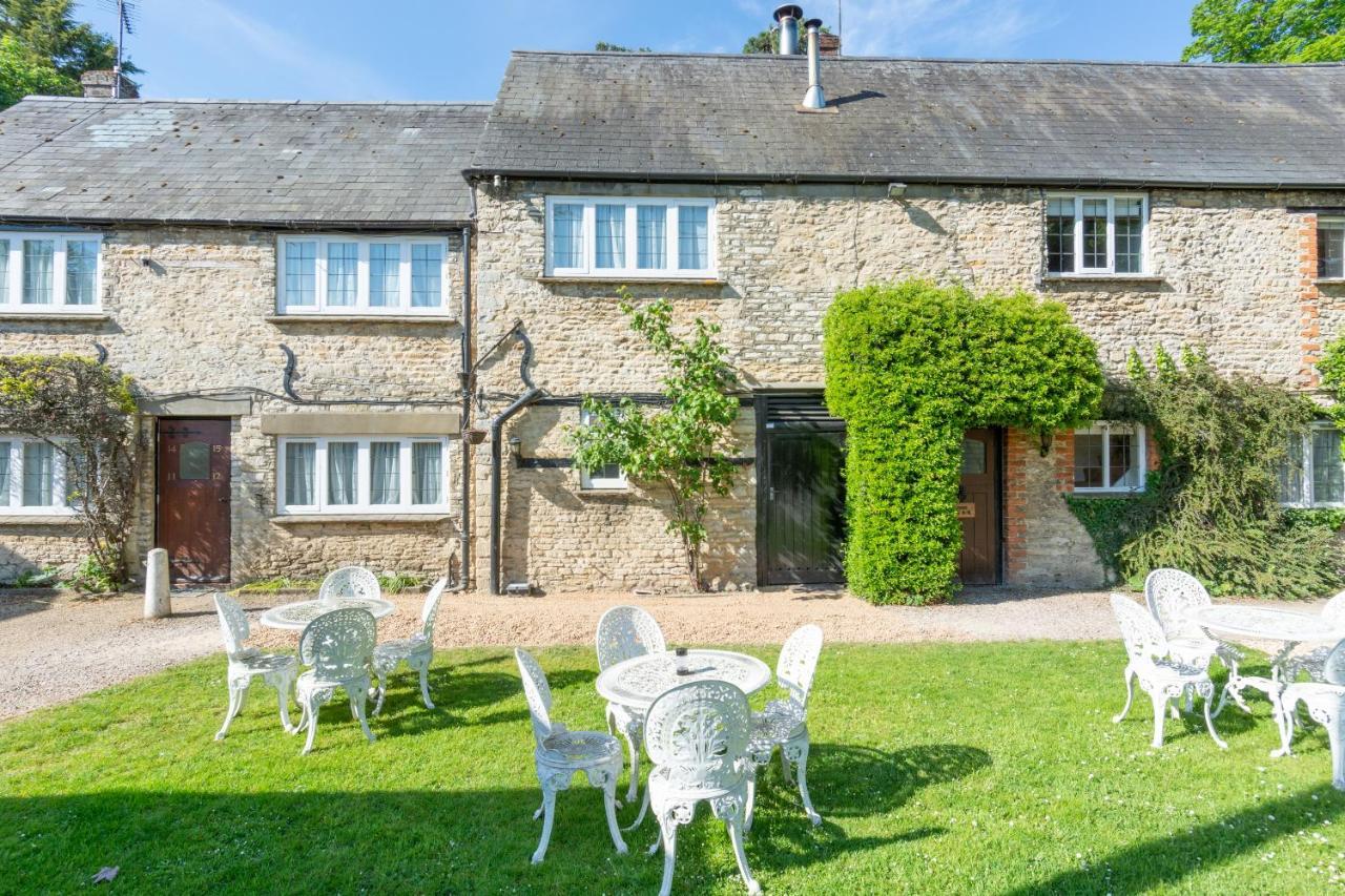 Jersey Arms Hotel Bicester Kültér fotó